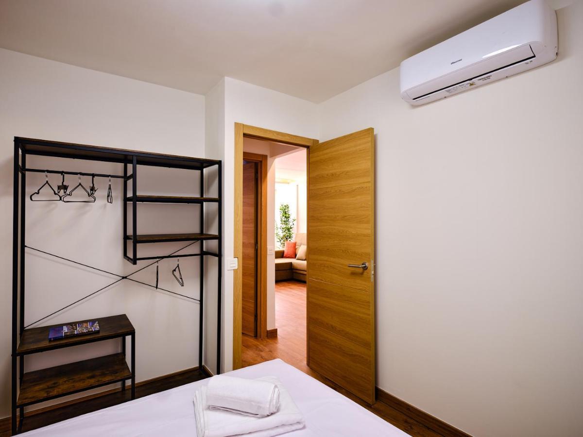 Leo Home- Bright & Centric 3 Bedrooms Apartment With Private Parking Included Málaga Buitenkant foto