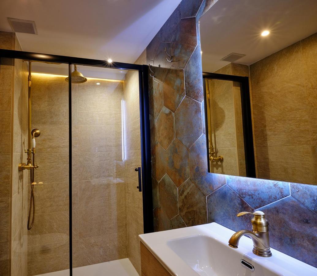 Leo Home- Bright & Centric 3 Bedrooms Apartment With Private Parking Included Málaga Buitenkant foto